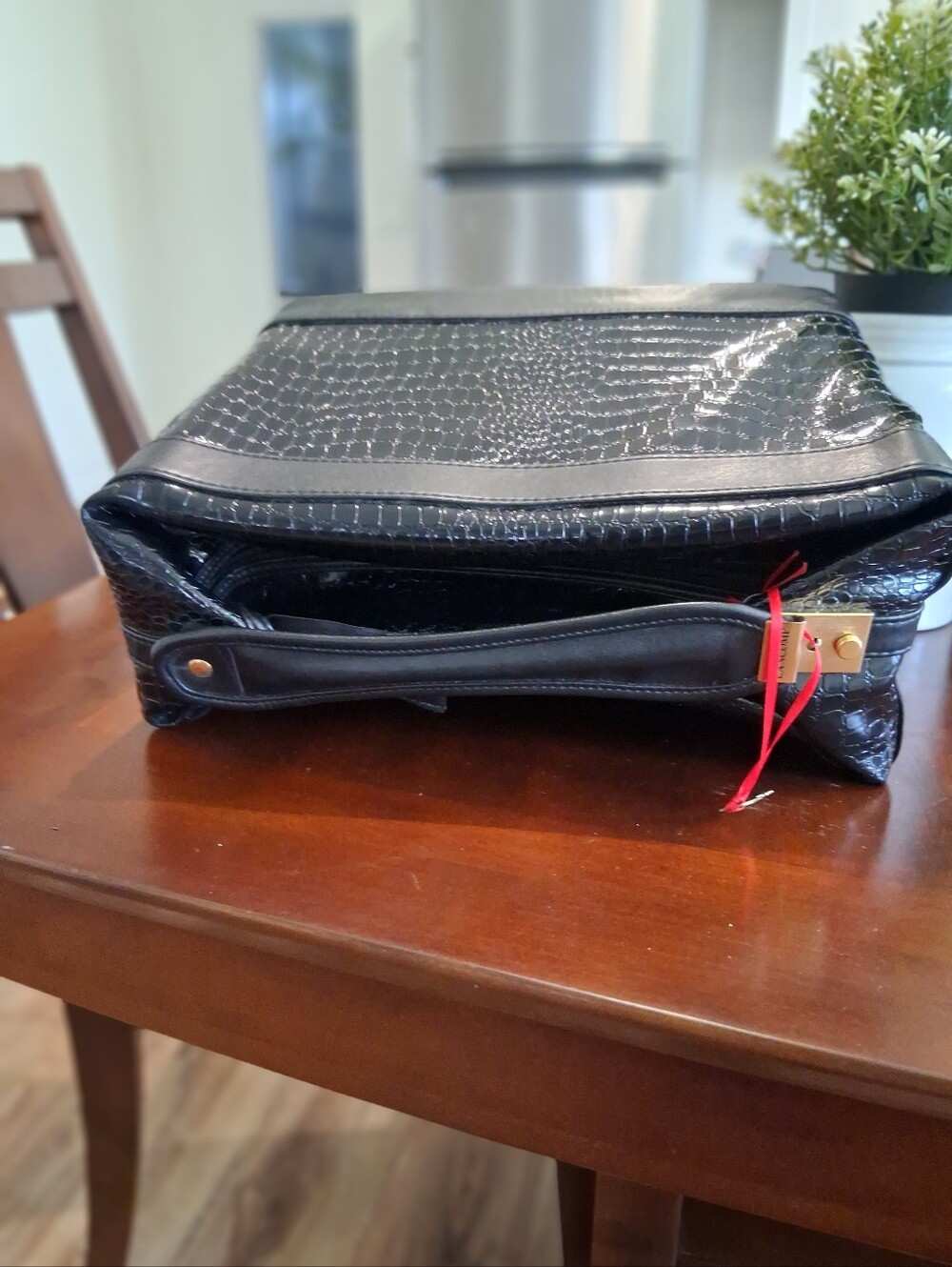 GORGEOUS Lancome Cosmetic Case - Picture 8 of 11